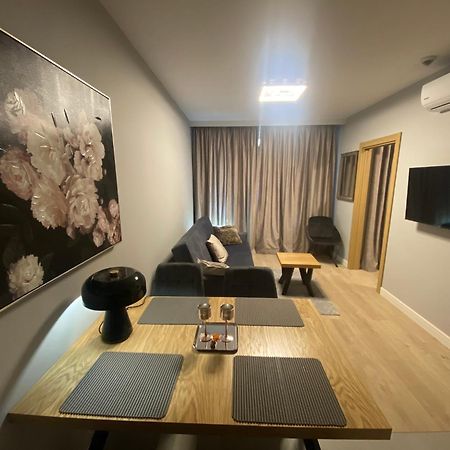 Wiktoryn 6 Piekne Nowe Apartamenty Z Duzymi Balkonami Varsovia Exterior foto