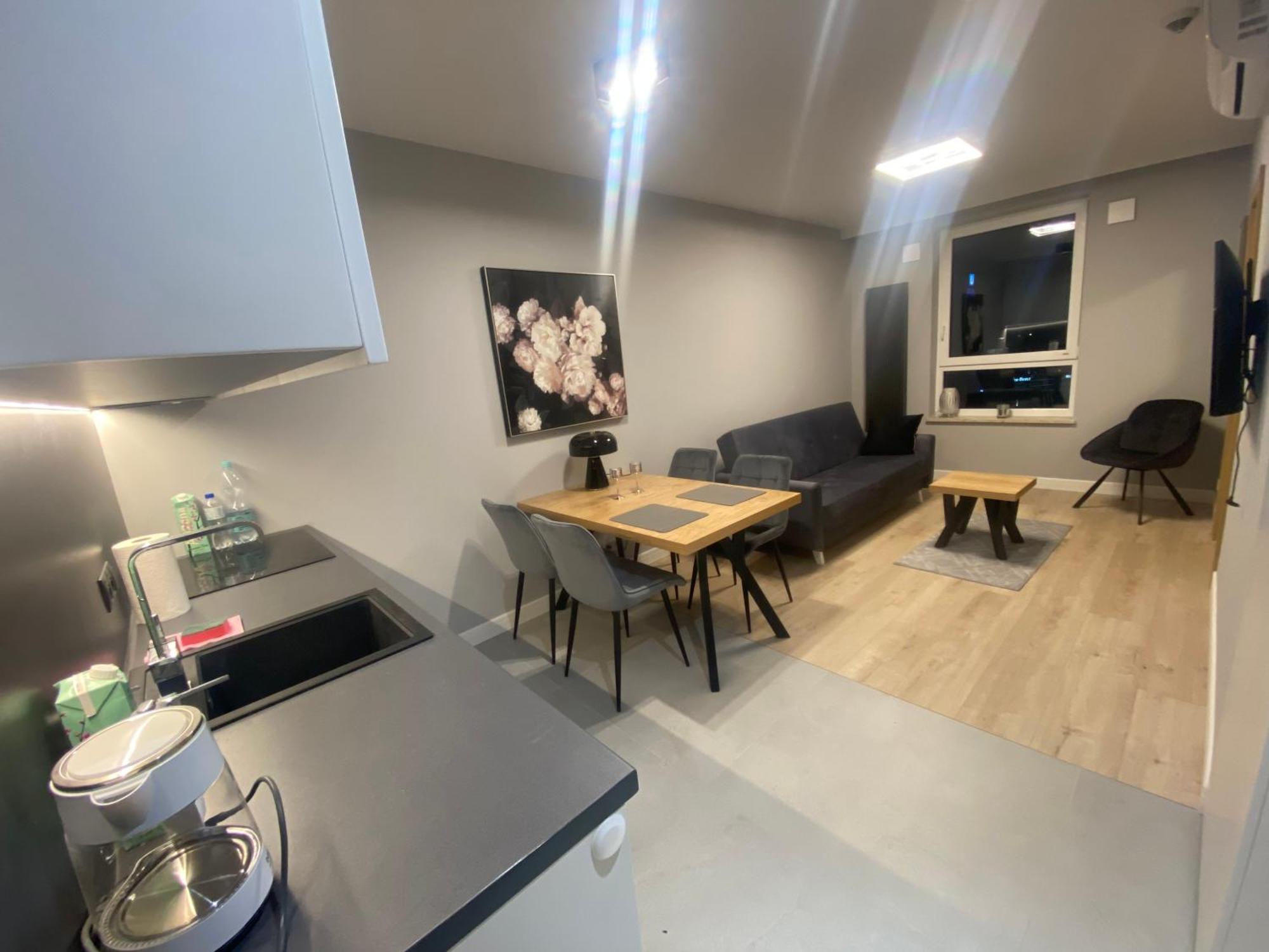 Wiktoryn 6 Piekne Nowe Apartamenty Z Duzymi Balkonami Varsovia Exterior foto